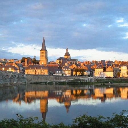 Maison De La Loire ลาชาริเต-ซูร์-ลัวร์ ภายนอก รูปภาพ